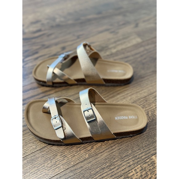 Steve Madden Other - Steve Madden Kids Rose Gold Double Strap‎ Buckle Cork Footbed Sandals Size 5